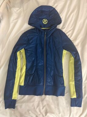 Lululemon Uba Scuba Hoodie Puffer Jacket Blue Yellow Size 6